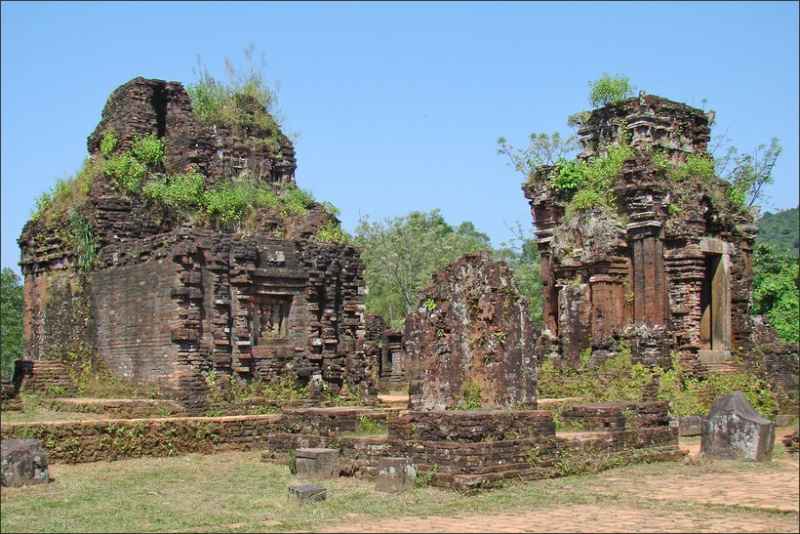 Kinh nghiệm du lịch Thánh địa Mỹ Sơn – 1 trong 10 đền đẹp nhất Đông Nam Á 