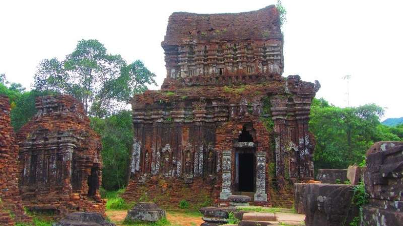 Kinh nghiệm du lịch Thánh địa Mỹ Sơn – 1 trong 10 đền đẹp nhất Đông Nam Á 