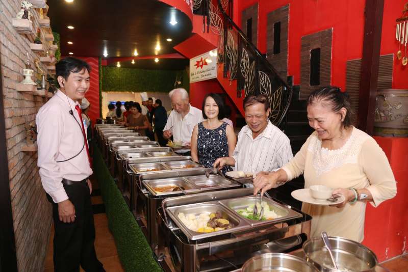 Top 15 nhà hàng, quán buffet chay ngon rẻ ở TPHCM – Sài Gòn 